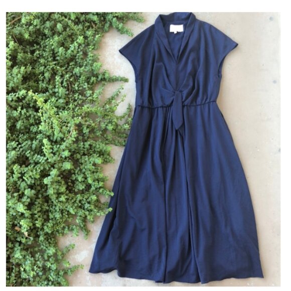 Gal Meets Glam Margie Midi Dress Fit and Flare Cocktail Navy Blue Size 16 - Picture 1 of 1